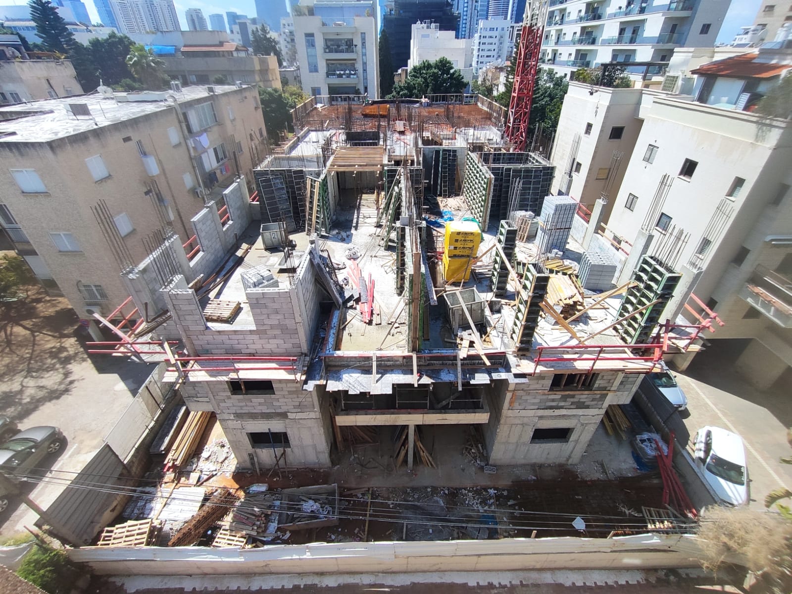 מרץ 2021