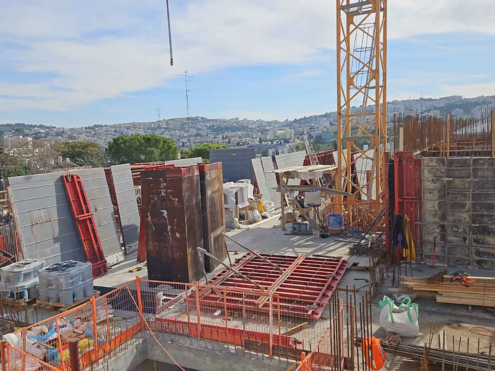 דצמבר 2023