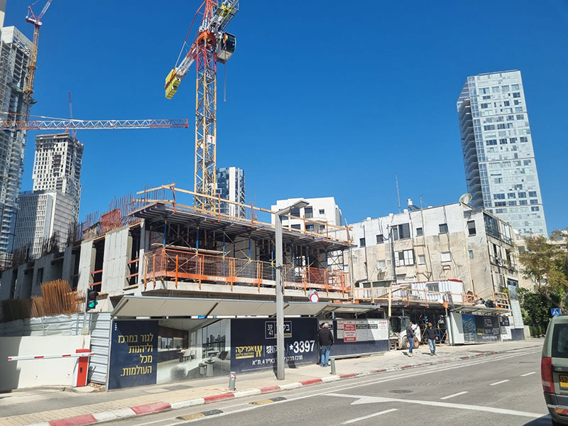 מרץ 2025