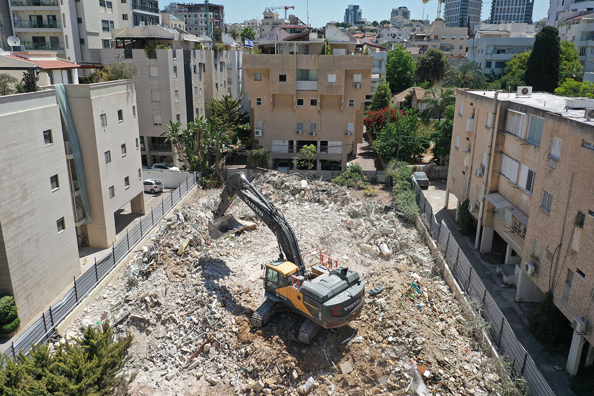 קק"ל 7, גבעתיים