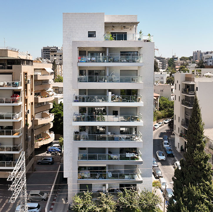 יכין 1
